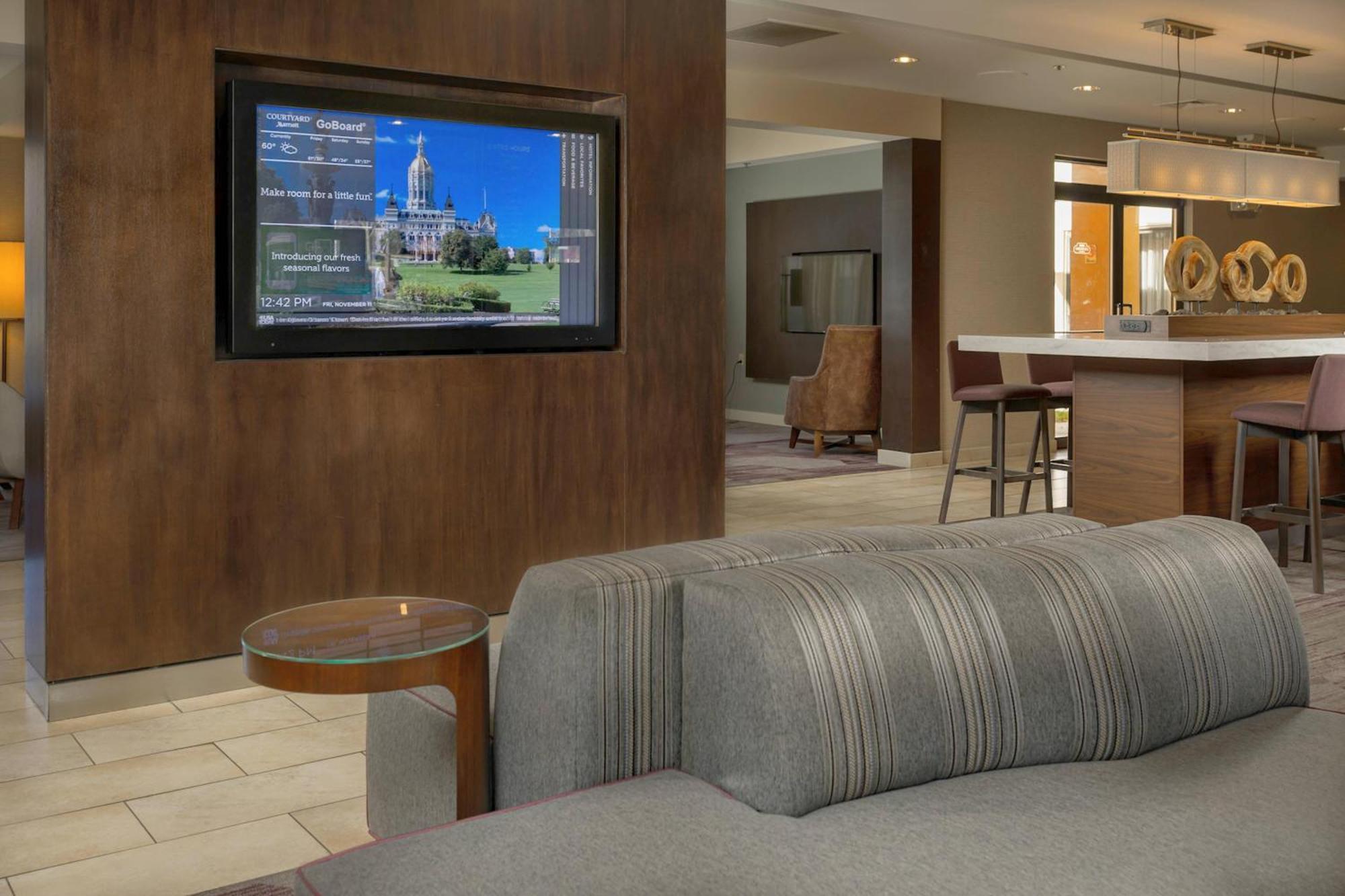 Courtyard By Marriott New Haven Orange Hotel Esterno foto