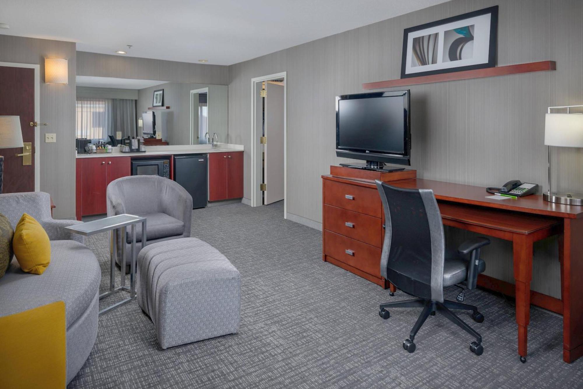 Hotel Courtyard By Marriott New Haven Orange Esterno foto